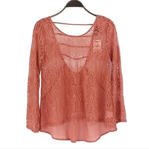 ASTR Dusty Rose Long Sleeve Lace Top